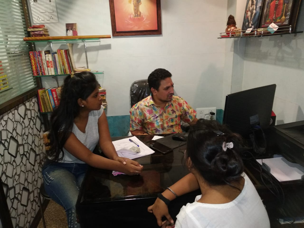 A consultation at Rudrashakti Astro Clinic